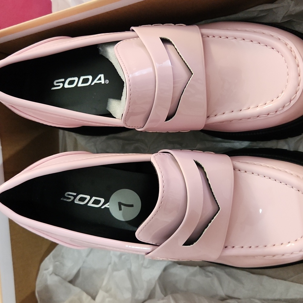 Soda Lug Platform Chunky Pink Loafers Size Size 7 NEW - Picture 7 of 14